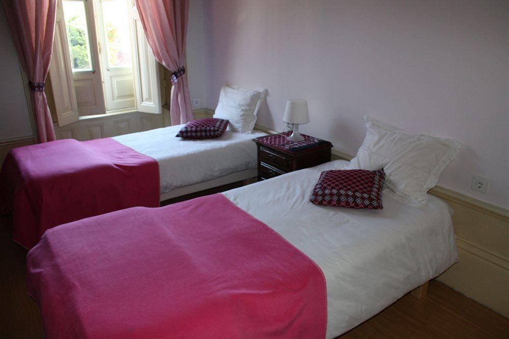 Alvares Cabral Guesthouse Порто Екстериор снимка