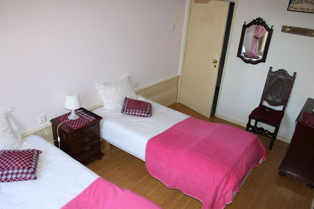 Alvares Cabral Guesthouse Порто Екстериор снимка
