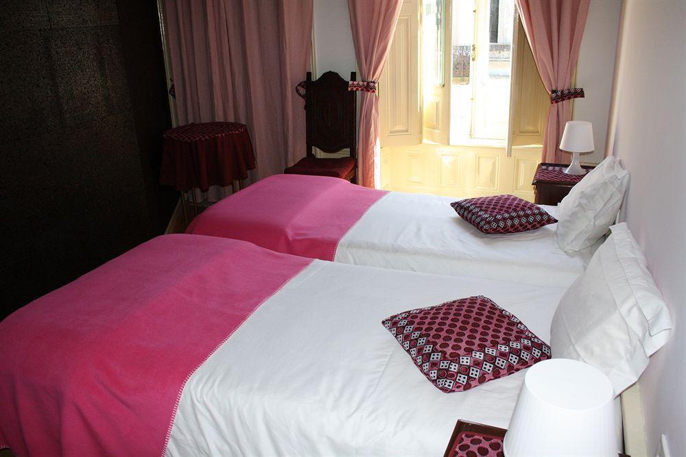 Alvares Cabral Guesthouse Порто Екстериор снимка