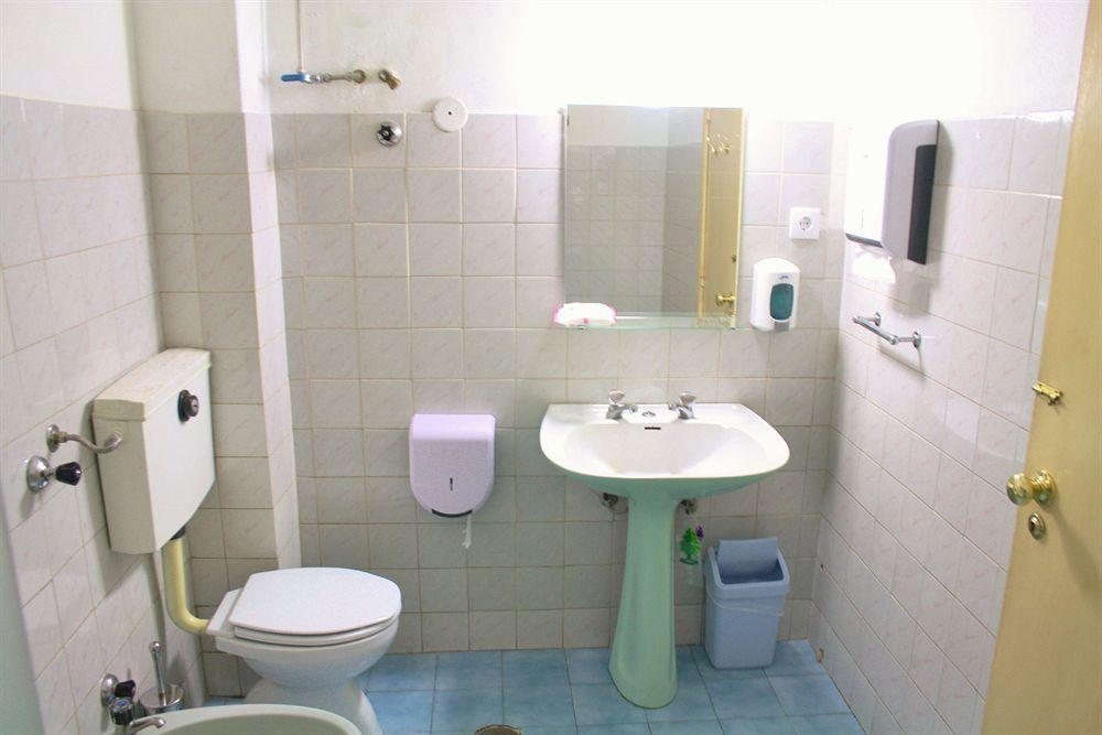 Alvares Cabral Guesthouse Порто Екстериор снимка