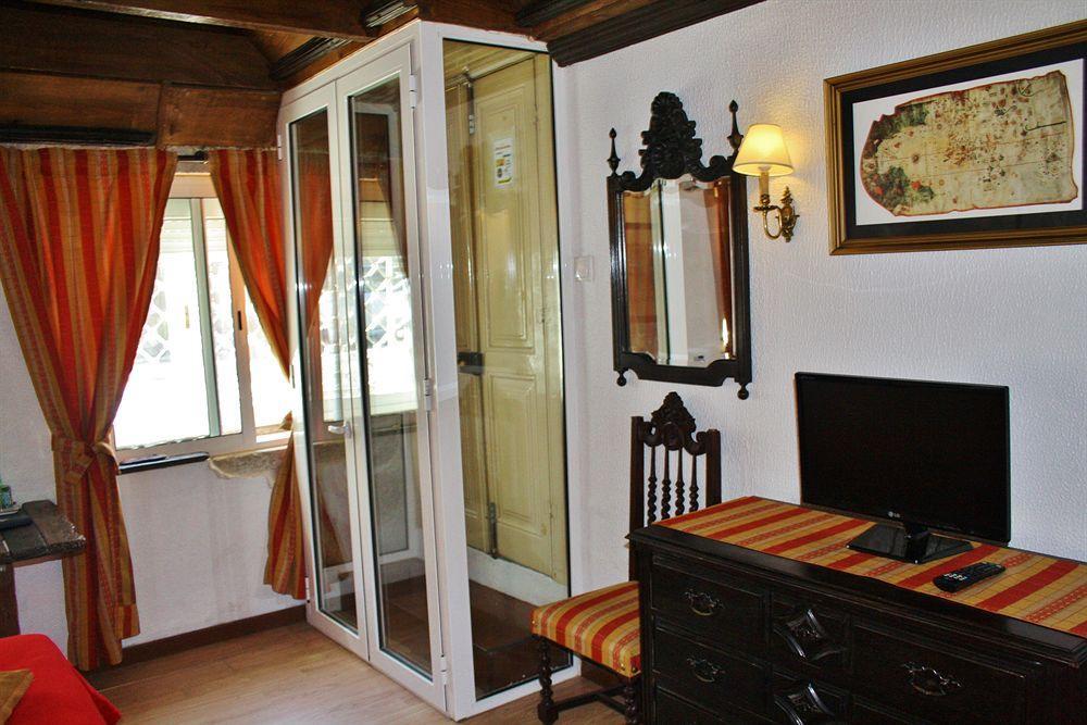 Alvares Cabral Guesthouse Порто Екстериор снимка