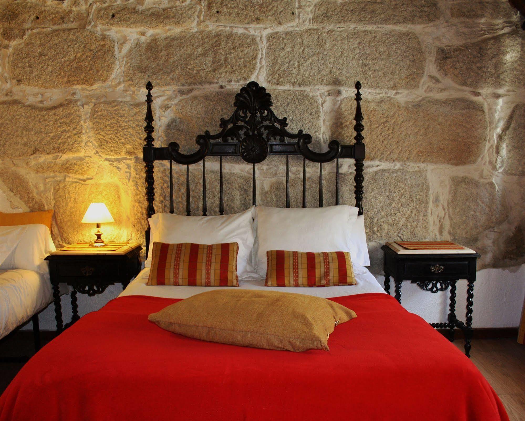 Alvares Cabral Guesthouse Порто Екстериор снимка