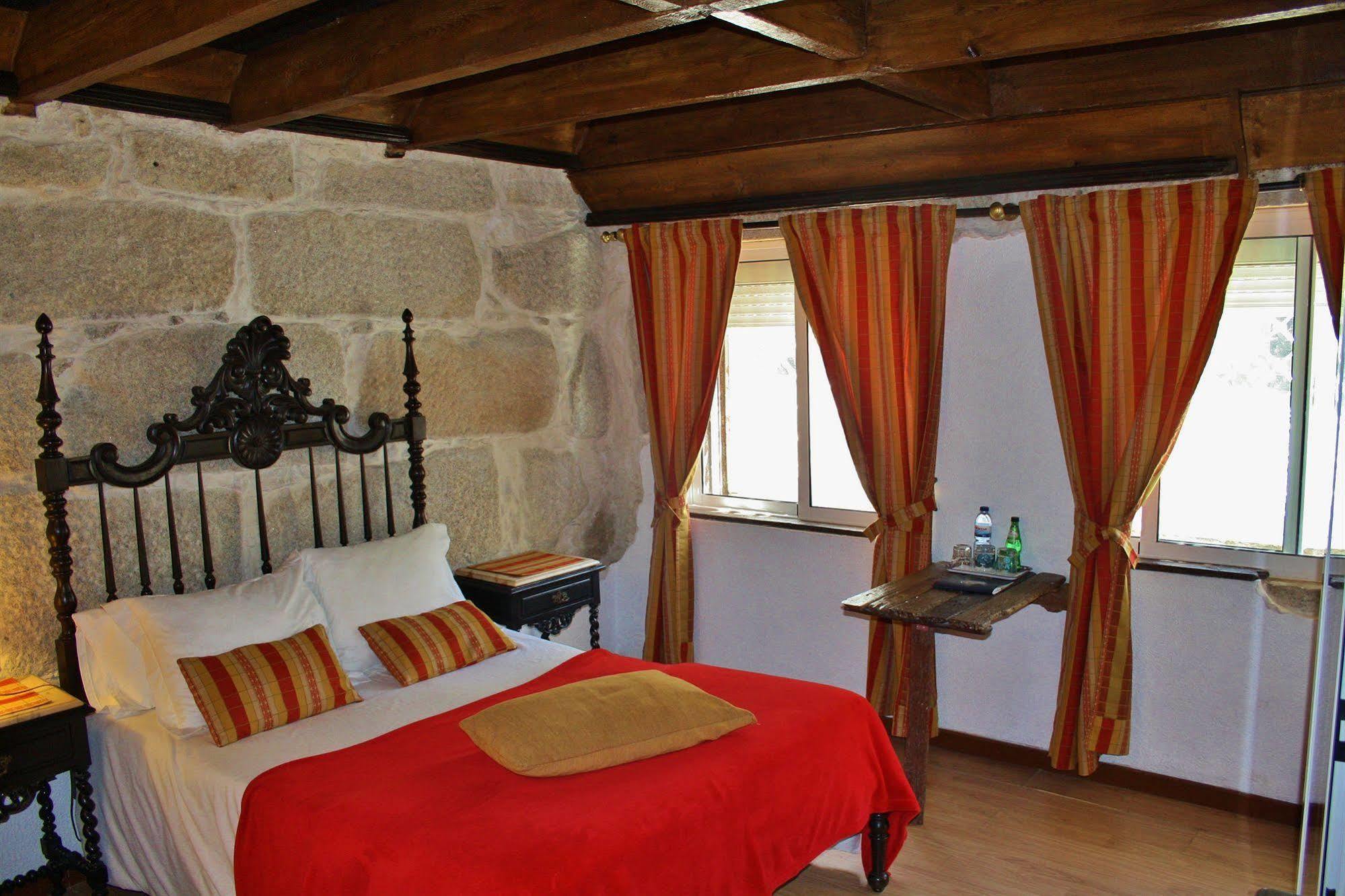 Alvares Cabral Guesthouse Порто Екстериор снимка