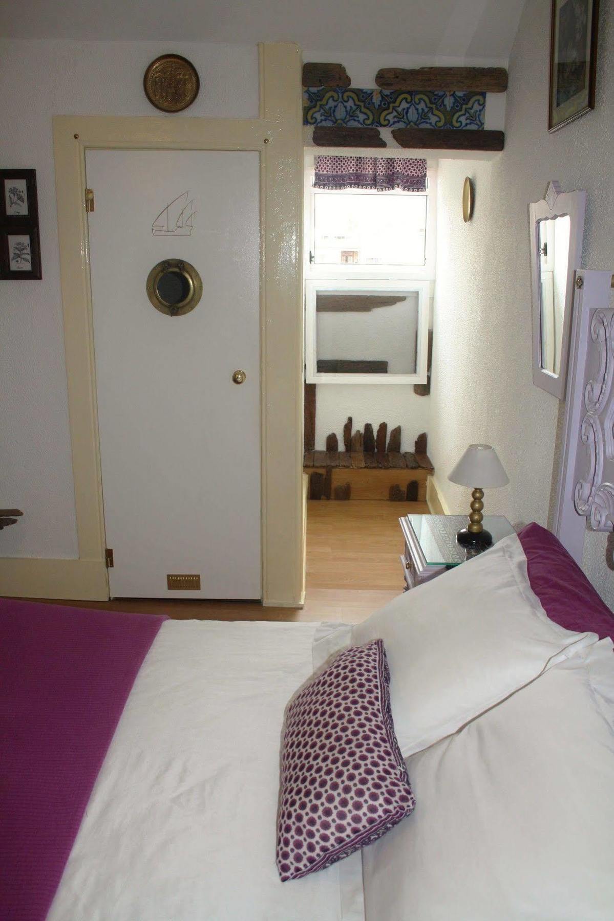 Alvares Cabral Guesthouse Порто Екстериор снимка