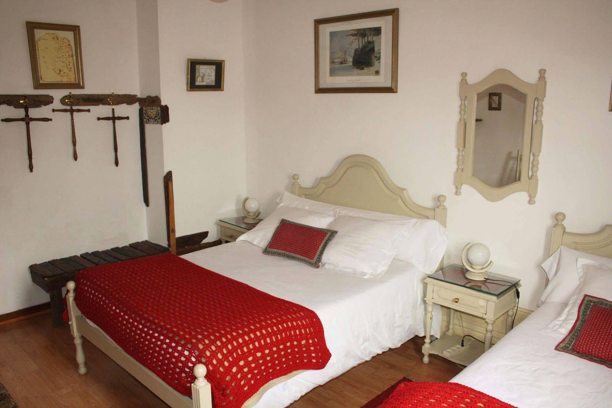 Alvares Cabral Guesthouse Порто Екстериор снимка